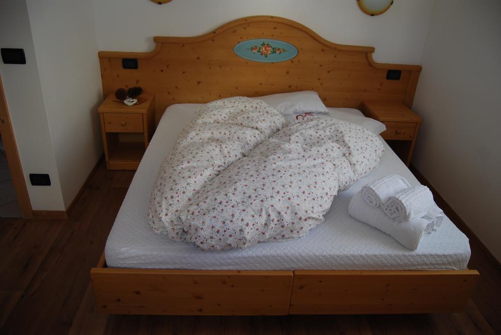 Residence Ciasa Alpe Vigo di Fassa Chambre photo